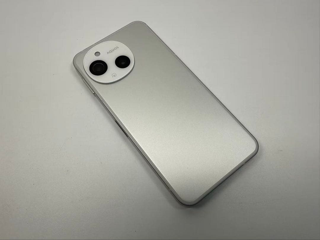 Aquos sense9 docomo SIMフリー ホワイト
