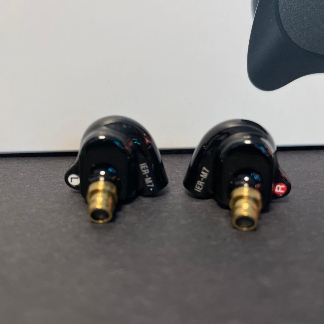 【販売終了•本体美品】SONY IER-M7 モニターイヤホン
