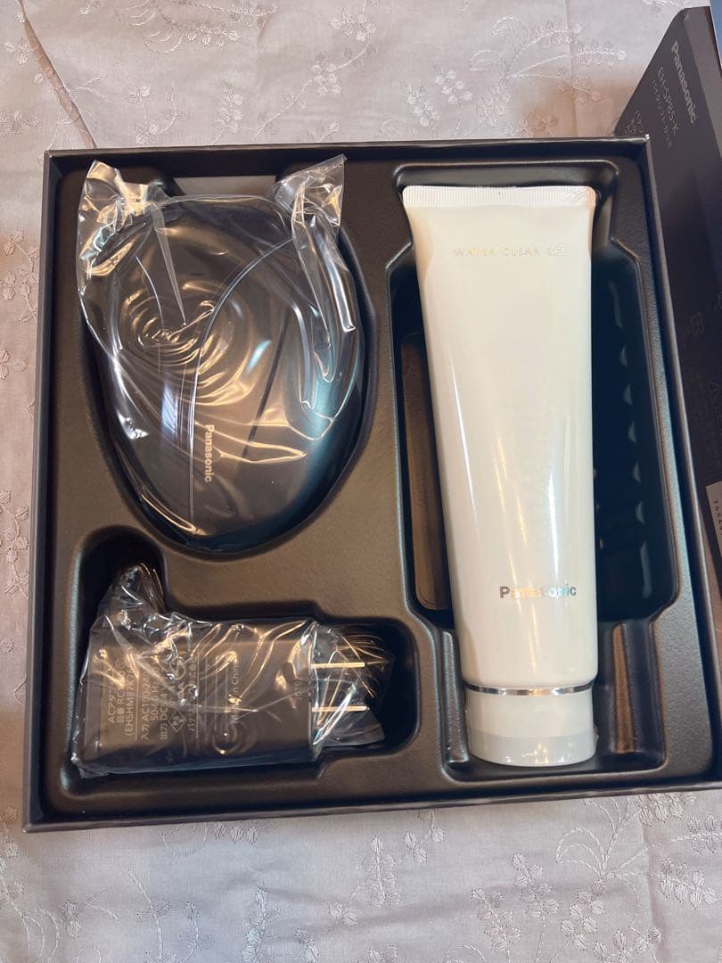 新品未使用Panasonic VITALIFT EH-SP85-K EMS美顔器