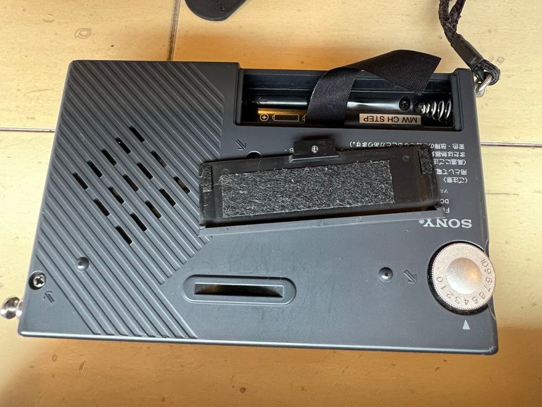 USED★SONY ICF-SW1 FM/AM短波ラジオ専用ケース付 激安送料込