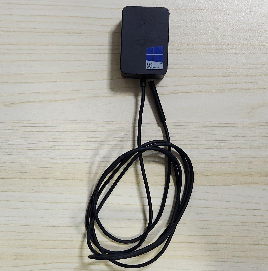 Windowsタブレット本体 Microsoft Surface Pro 5 Model 1796