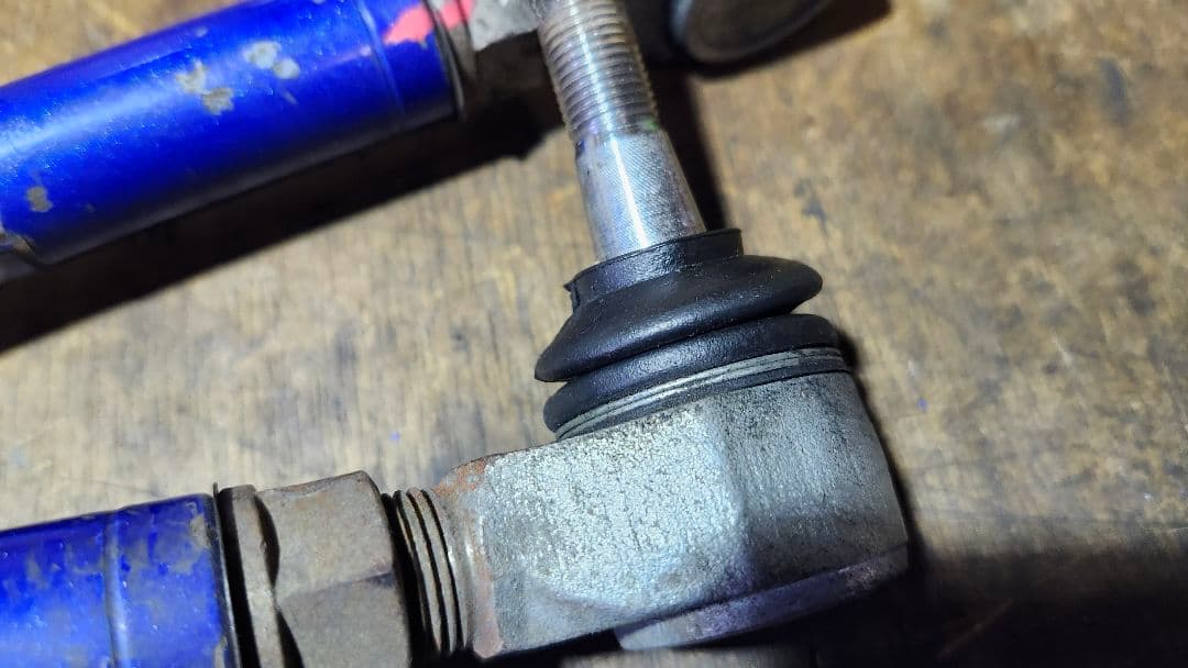 値下中！　Megan Racing サスペンションロッド　トーコントロールアーム