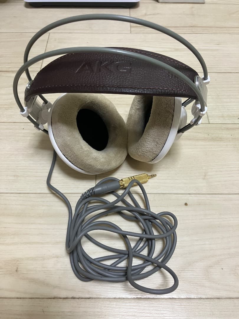 AKG K701 オープンバックヘッドフォン