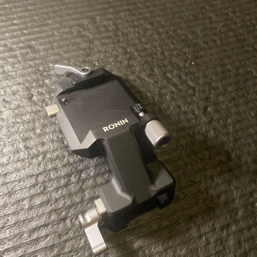 DJI R ジンバル　縦型マウント　ronin