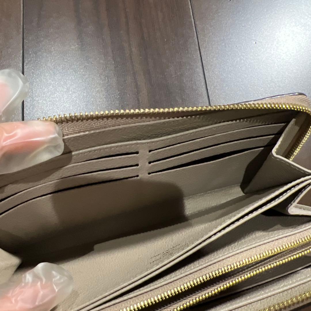 Louis Vuitton ベージュレザー長財布