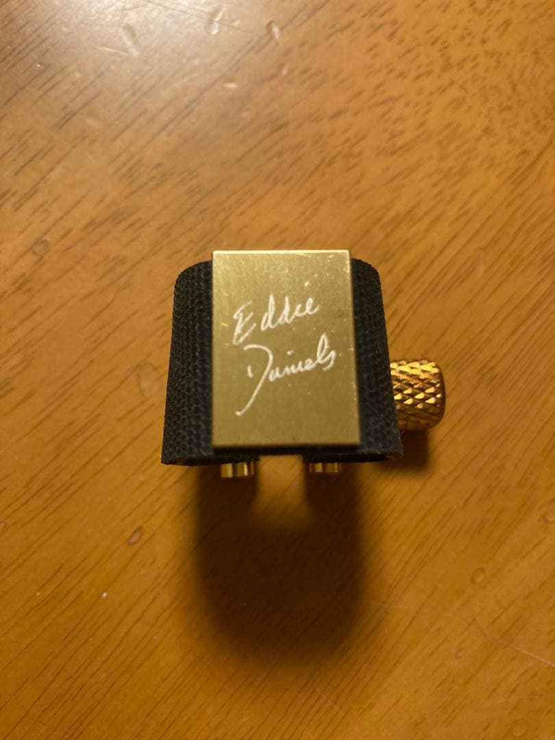 エディダニエルズ・エクスプレッションズ・ゴールド　B♭クラリネット用リガチャー