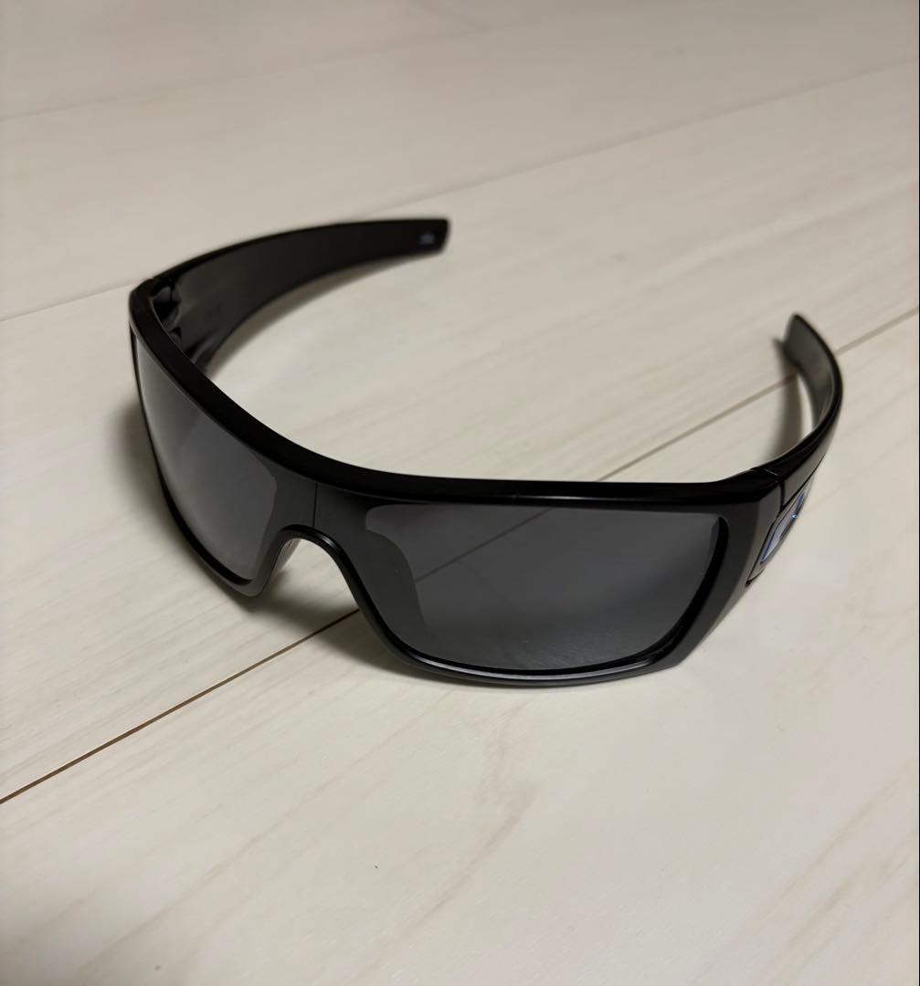 preeyOakley オークリー サングラス BATWOLFcustom