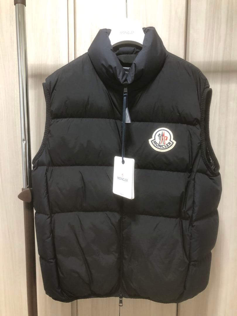ジャケット・アウター MONCLER ALMAZ GILET