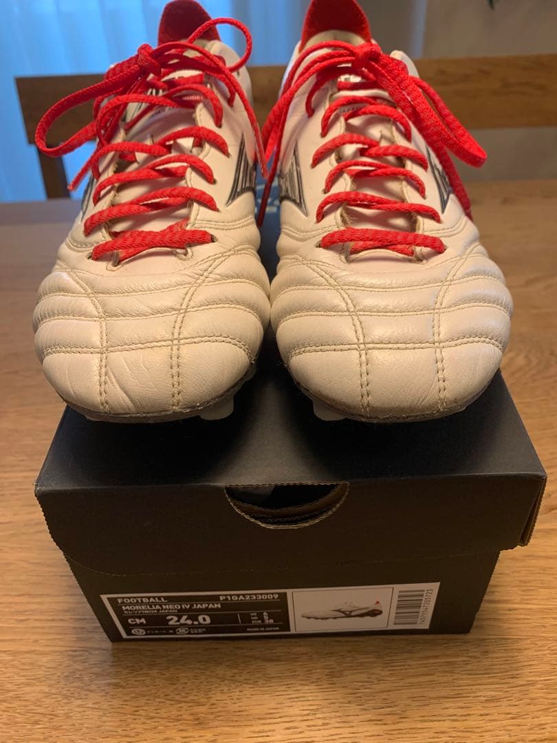 Mizuno Morelia Neo サッカーシューズ 24.0