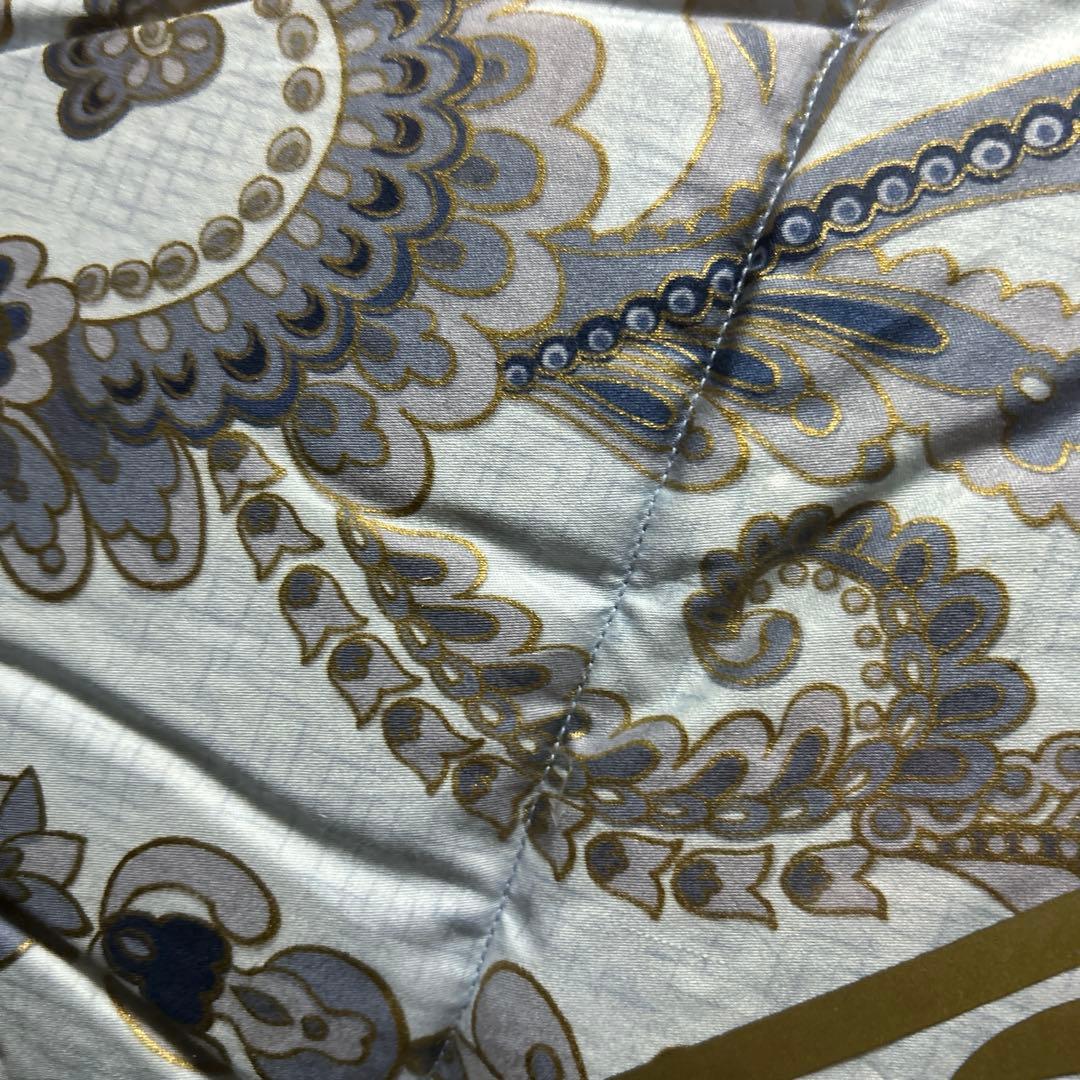 シングルサイズ　羽毛掛け布団