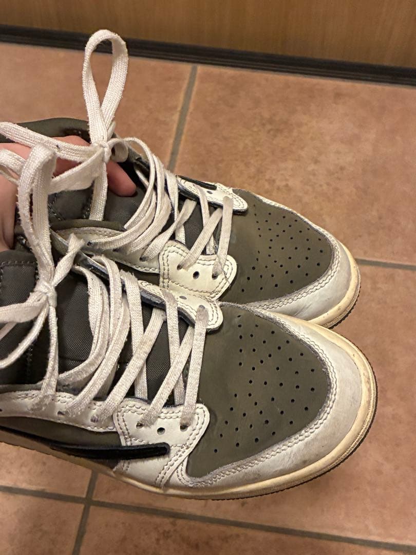 トラビススコット　オリーブ　キッズ　22センチ　箱あり