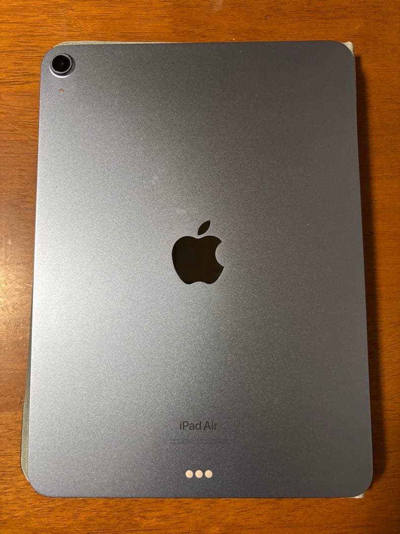 iPadAir5th(2022)バッテリー性能97%美品青(箱無にて限定値下げ