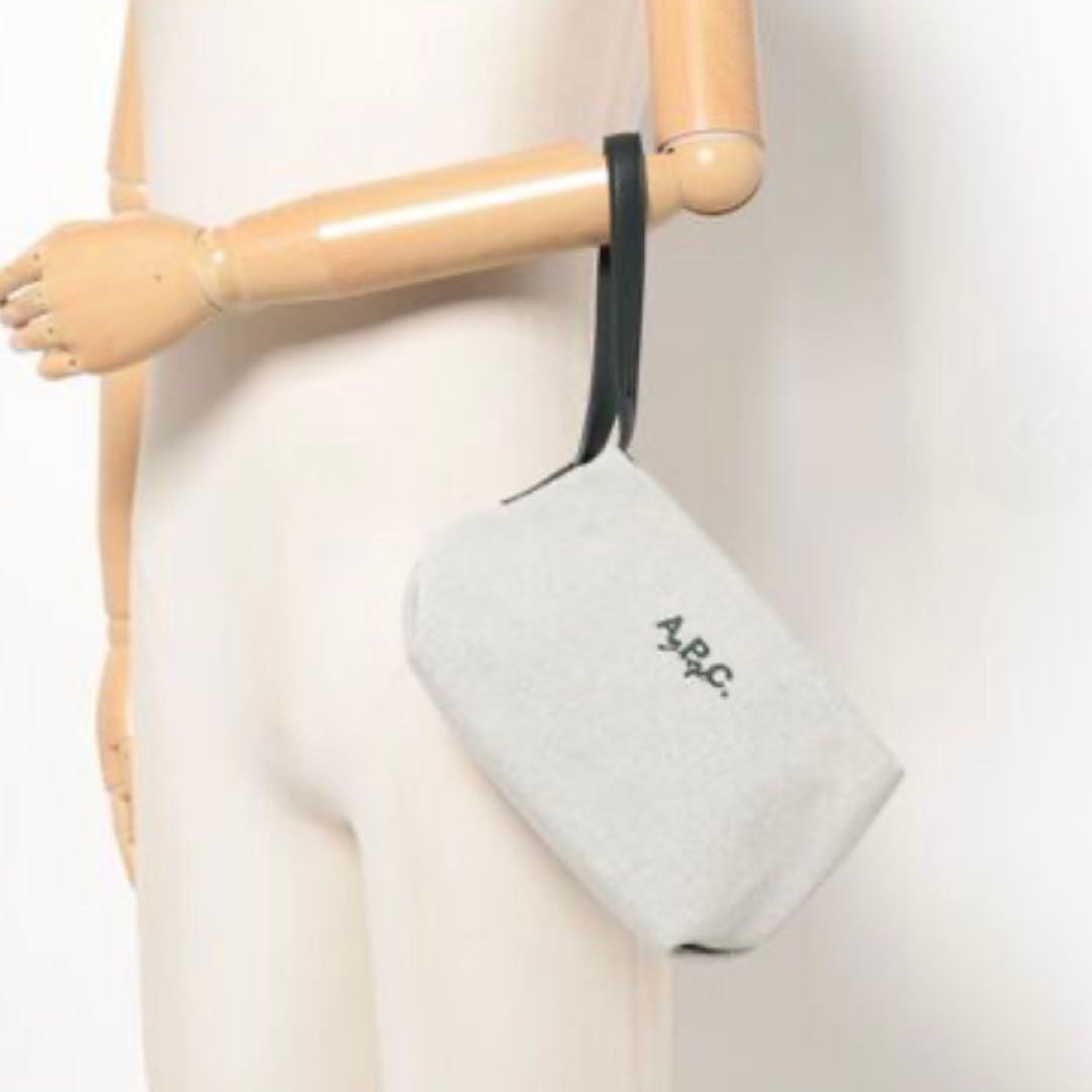 【美品】A.P.C. クラッチバッグ ゴルフ