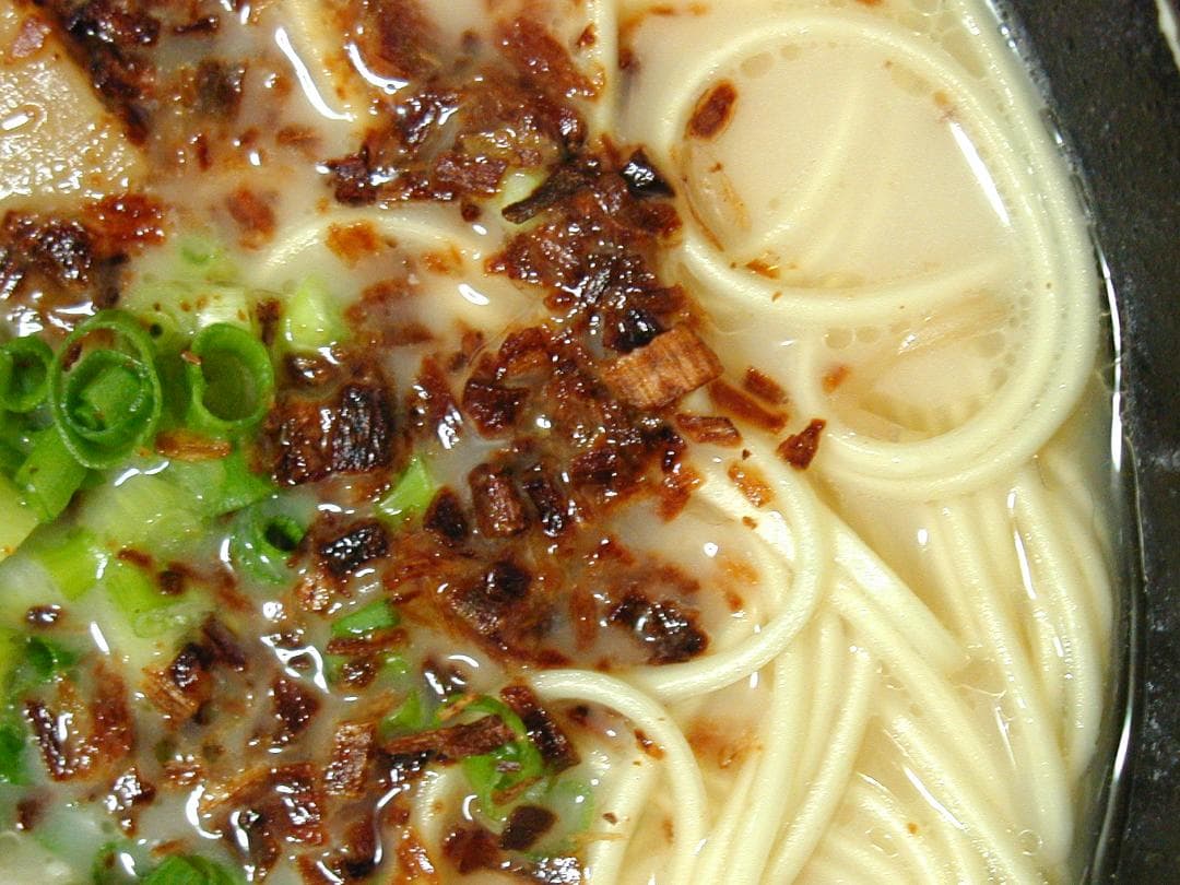 大特人気　うまかよー　鹿児島黒豚 とんこつラーメン焦がしネギ入り　おすすめ　旨い