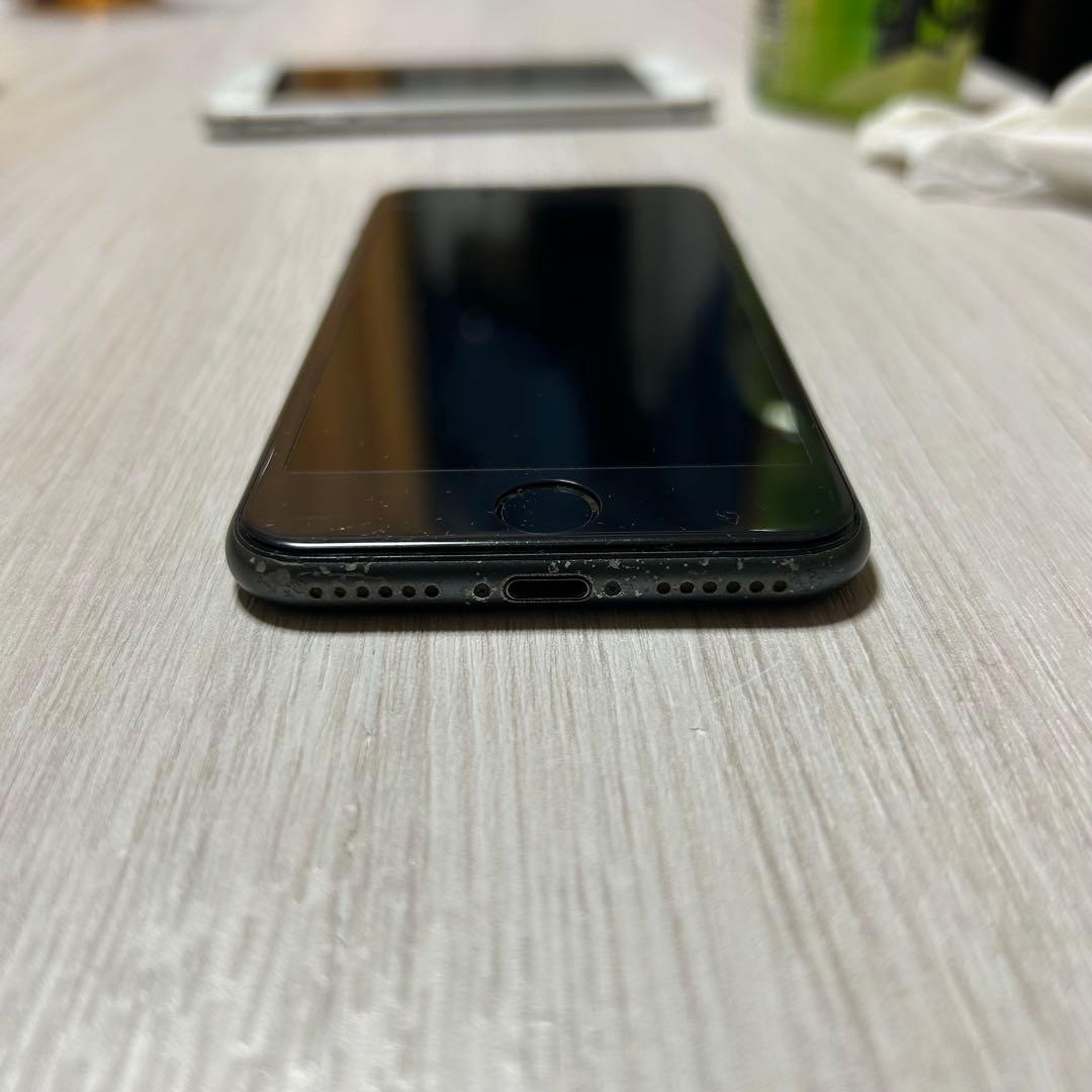 iPhone8 64GB 本体 SIMロックなし　内カメラ故障