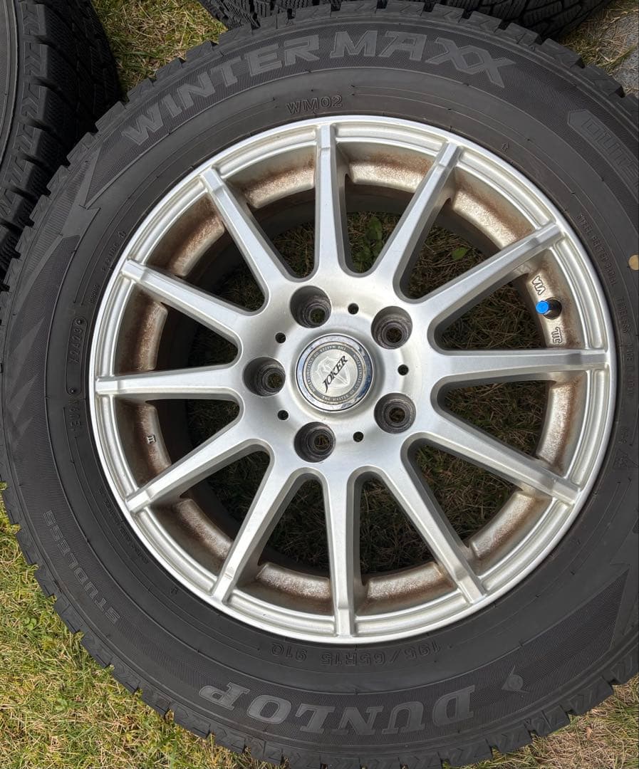 ★送料込み★ ダンロップ 15インチスタッドレス 2023年製195\65R15