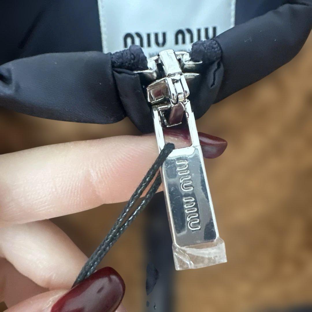 Miu Miu ボアジップアップベスト