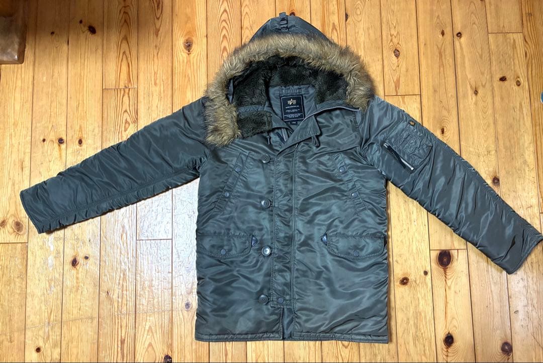 アルファN3Bオリーブグリーン ミリタリージャケットＬサイズ