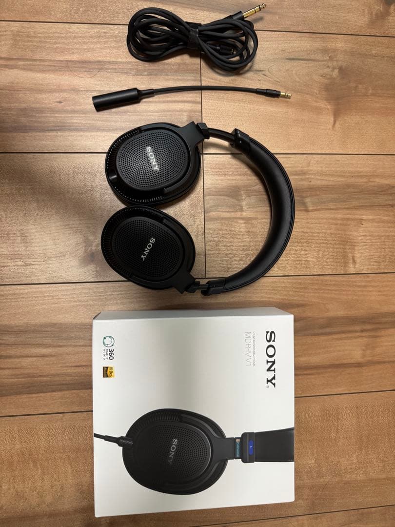 SONY MDR-MV1:背面開放型モニターヘッドホン