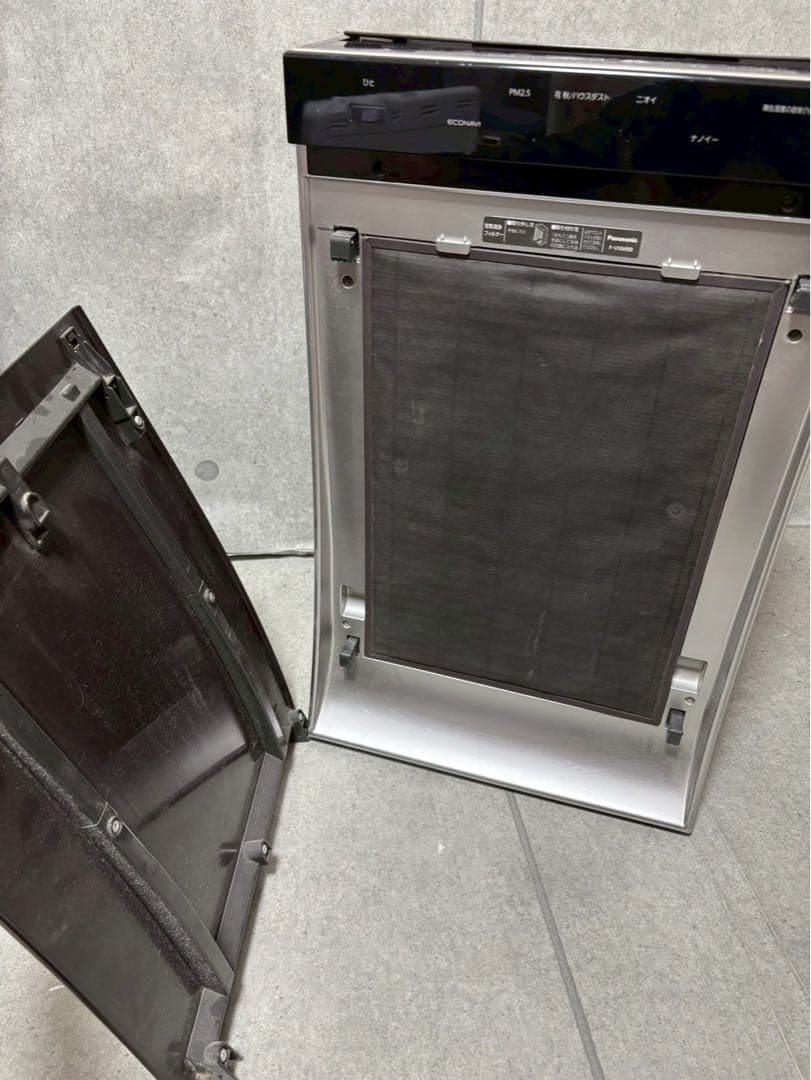 Panasonic F-VXM90 空気清浄機　2016年製