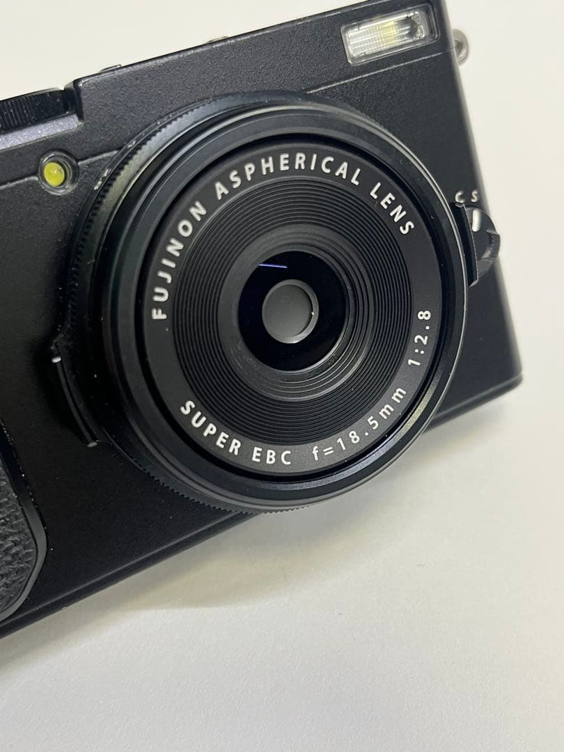 Fujifilm X70 ブラック