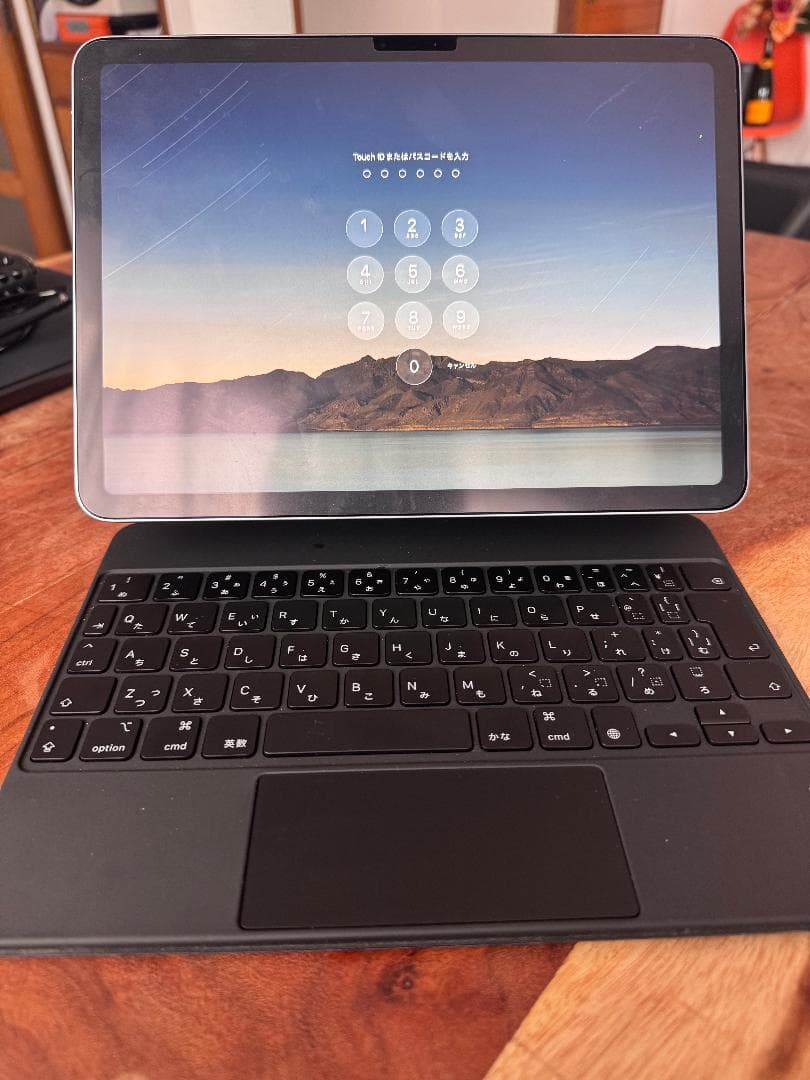 iPad Air M2 11 128GB + Magic Keyboard 美品