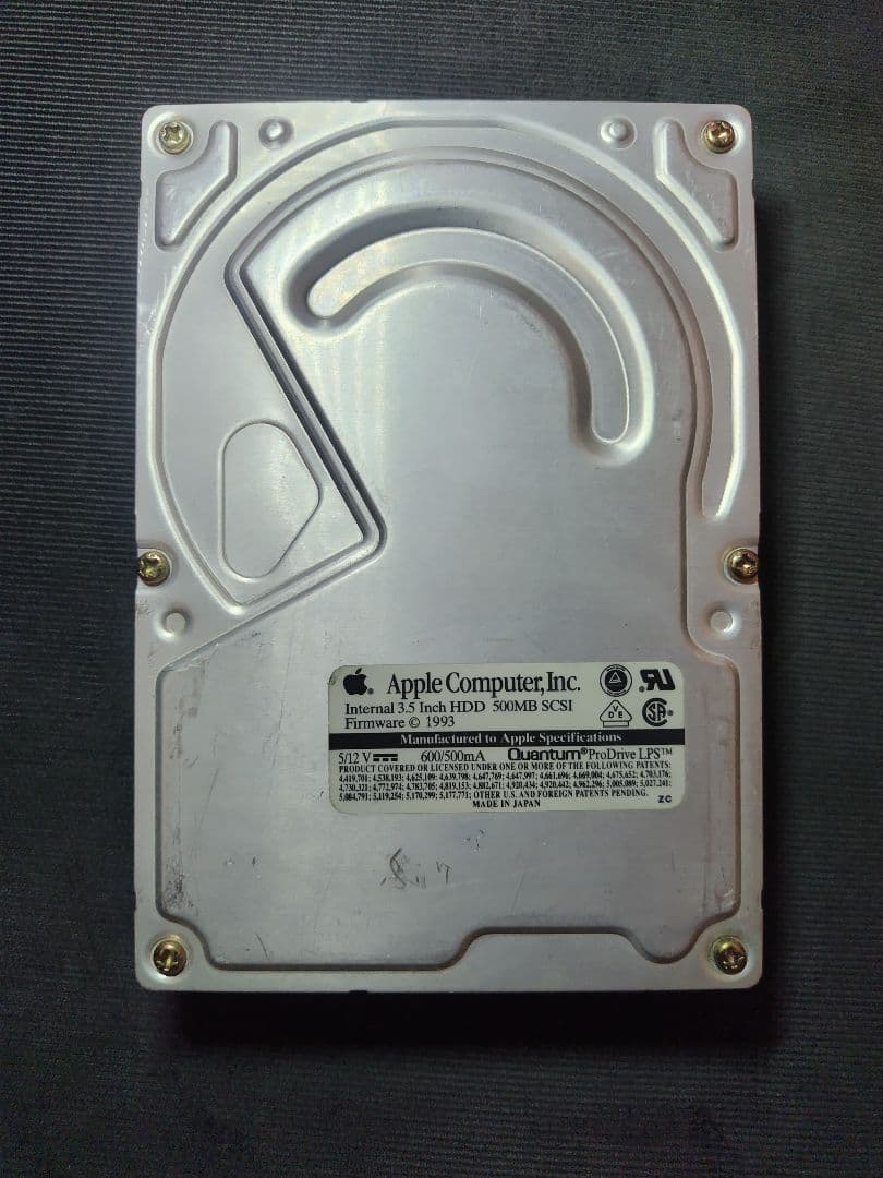 Apple純正 Quantum LPS540S 500MB SCSI HDD
