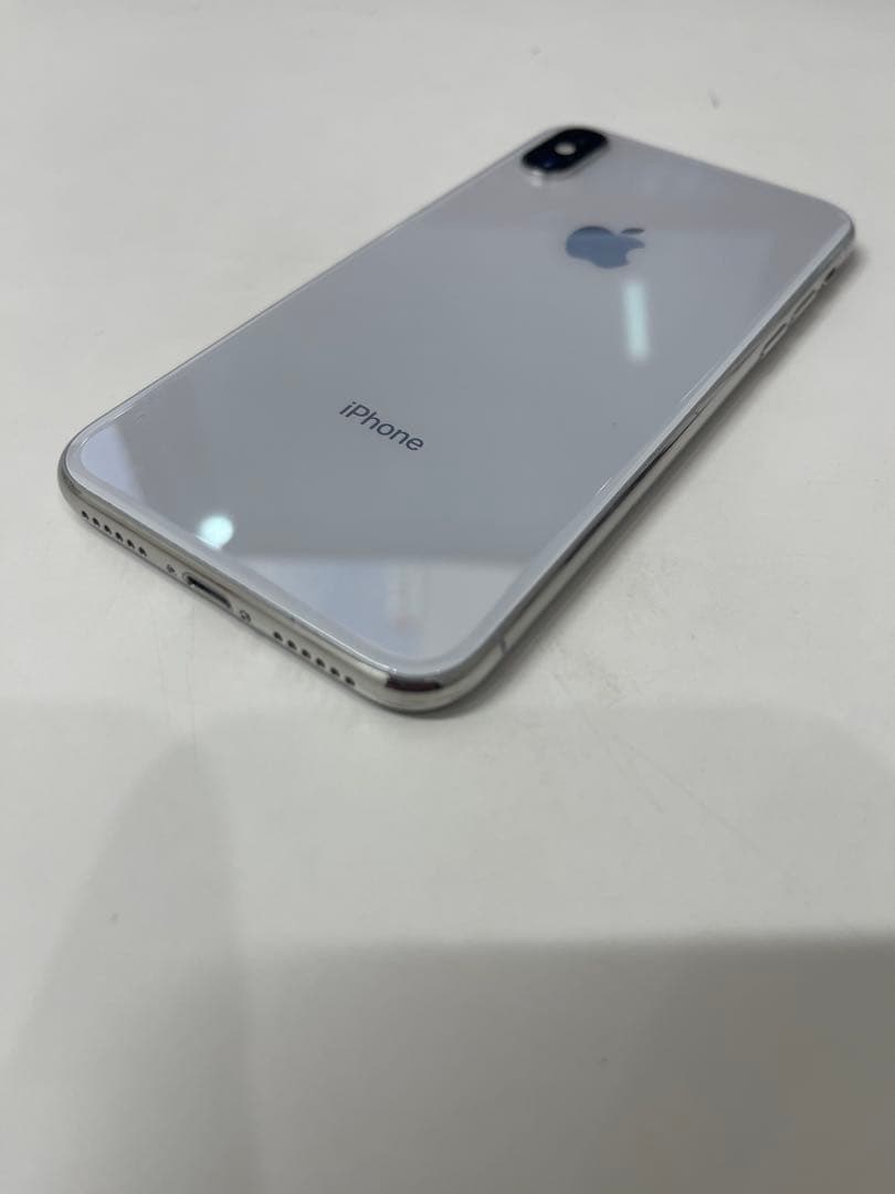 Apple iPhone X 256GB シルバー