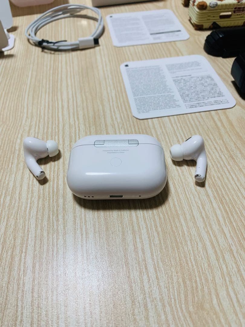 美品完品AirPods Pro 第二世代 本体(Lightning)