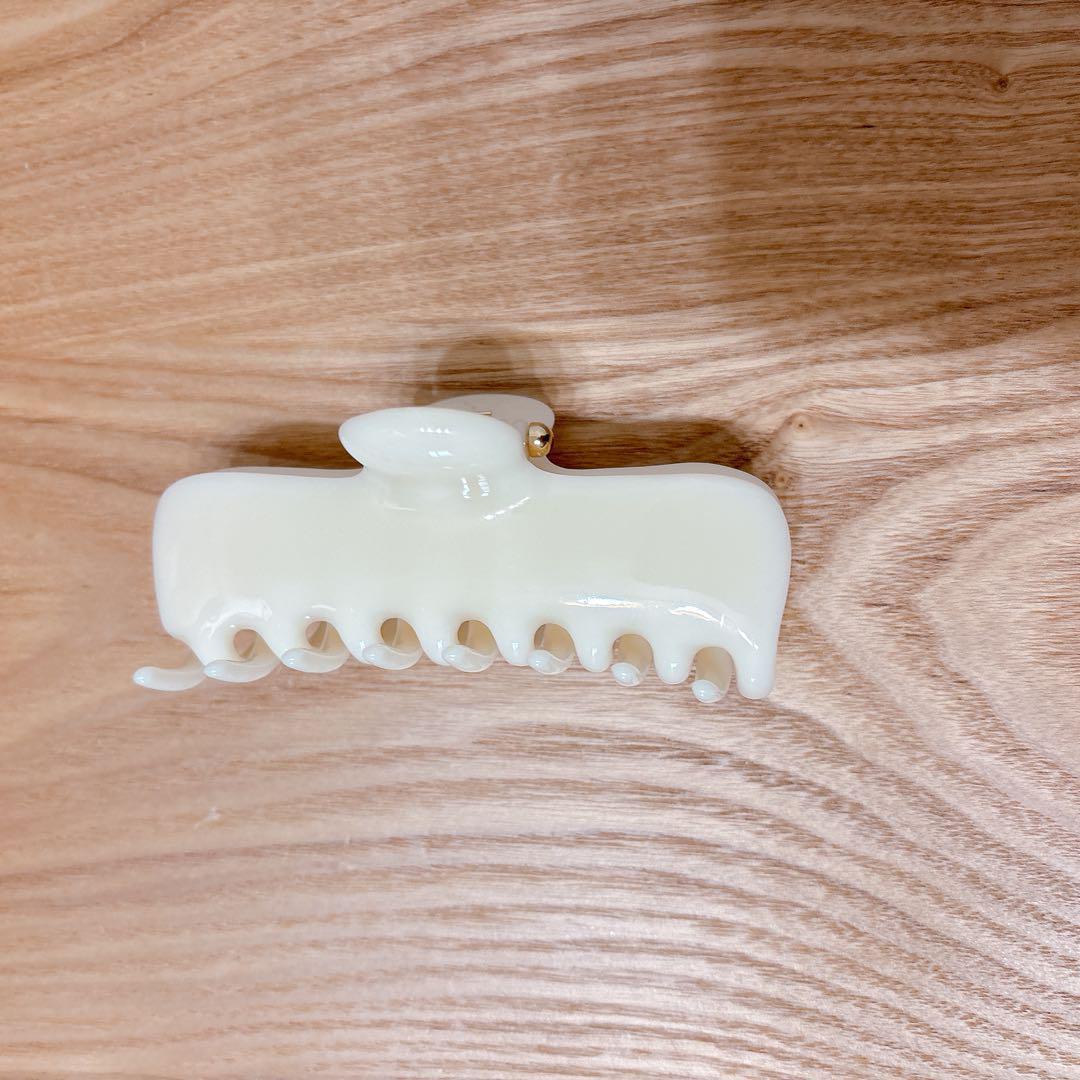 【新品】UNDO HAIRWARE No.4 claw クリップ　アイボリー