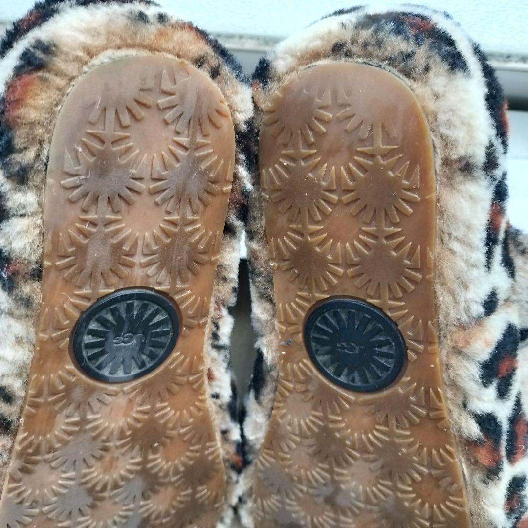 UGG　ヒョウ柄　ファーサンダル