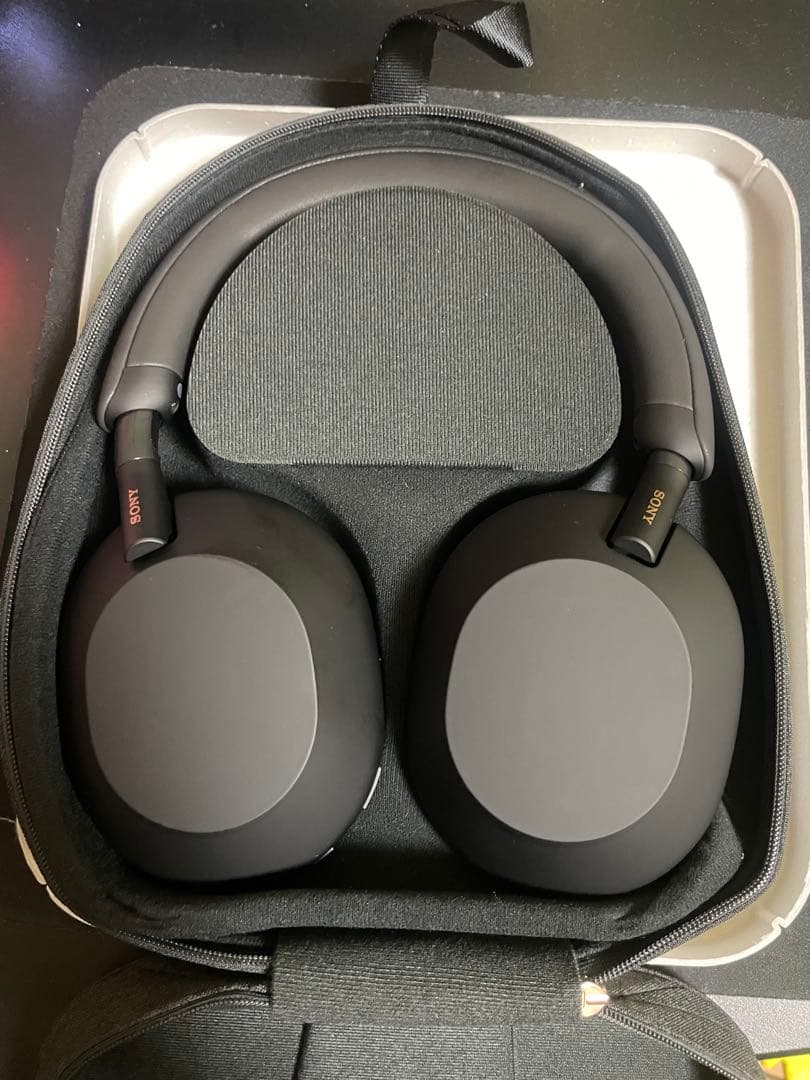 SONY WH1000XM5 ソニー ノイズキャンセリングワイヤレスヘッドホン