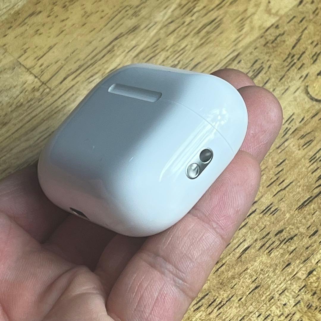 新品 AirPods Pro 第3世代 A3122 エアーポッズ プロ ケース