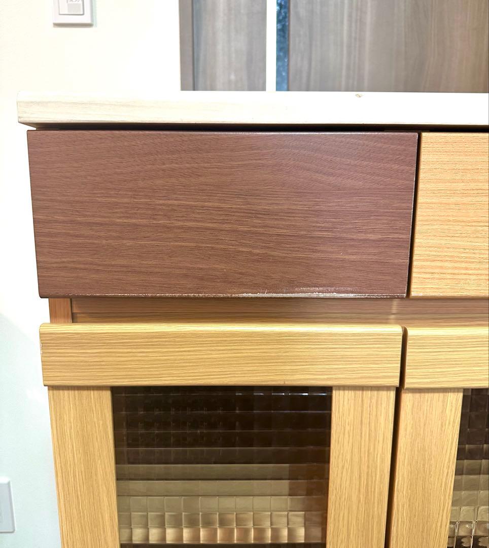 【モモコ】食器棚 ナチュラルウッド(キャスター付き)