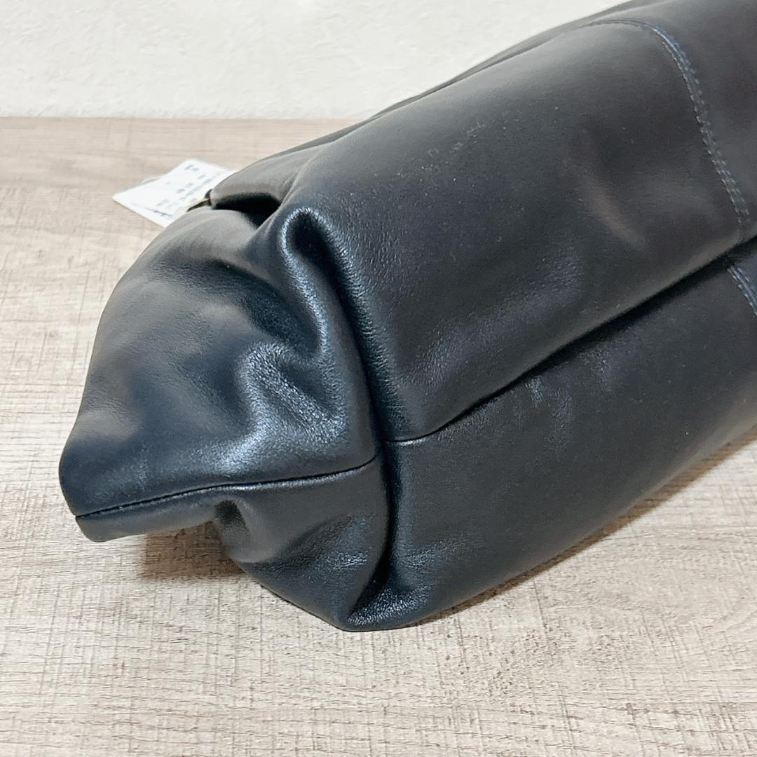 訳有 新品未使用 the VOLON レザー クラッチ バッグ