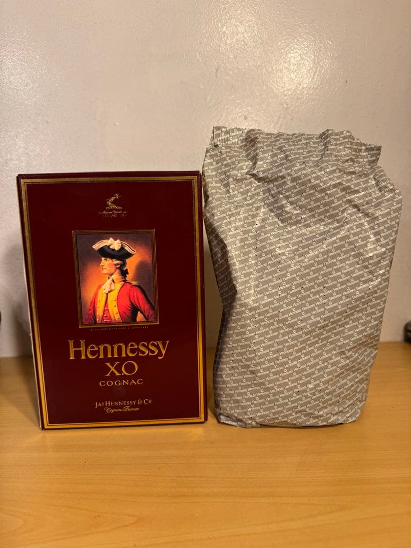 Hennessy XO Cognac 箱入り