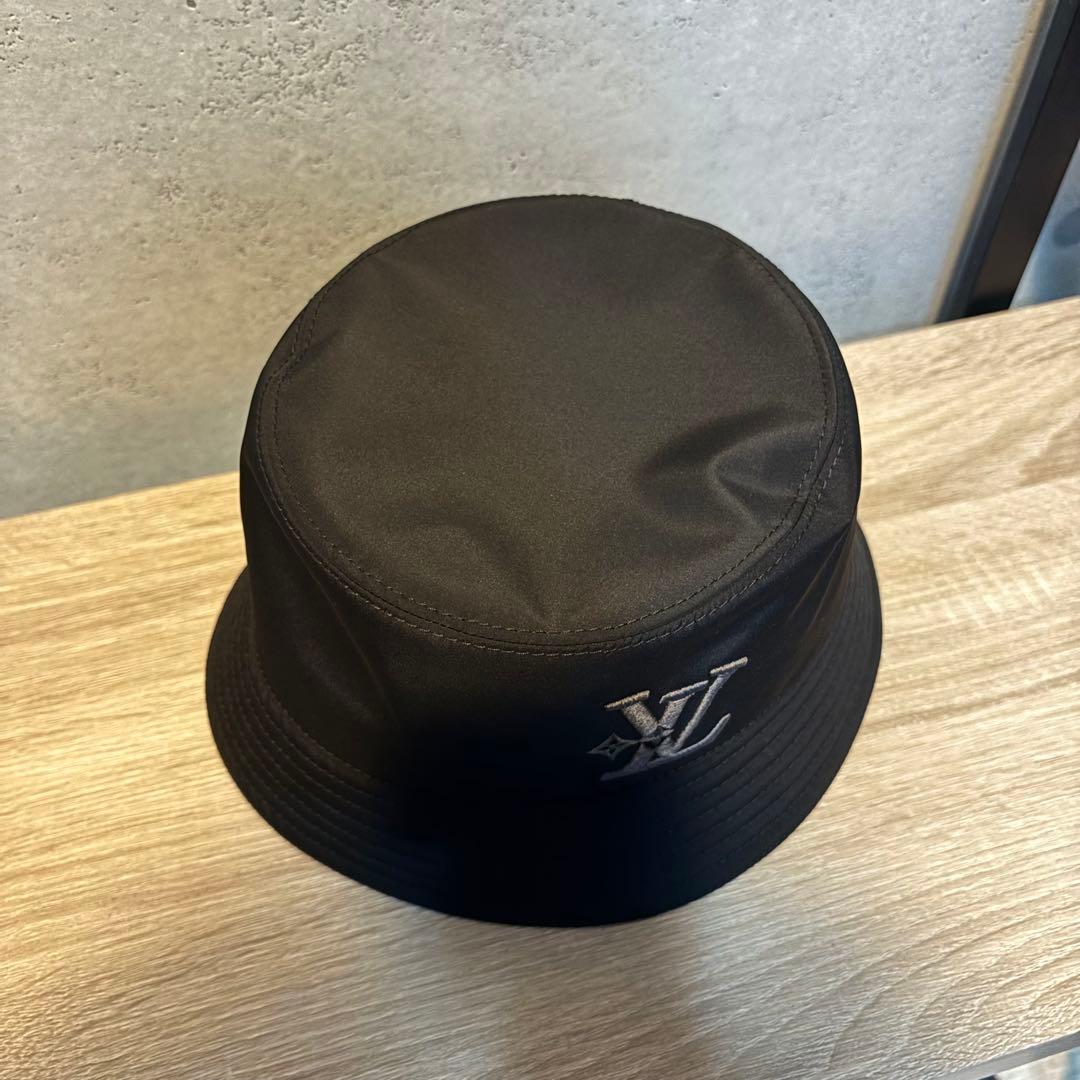 【極美品】ルイ・ヴィトン　M7725M バケットハット・LV スマッシュ レイン