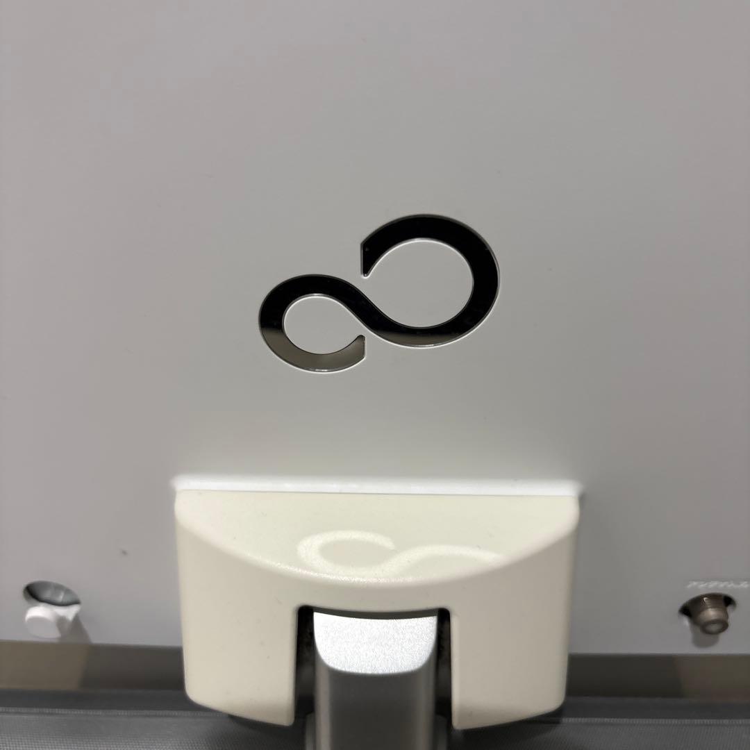 富士通　パソコン　ESPRIMO　FH78/LD FMVF78LDWYジャンク品