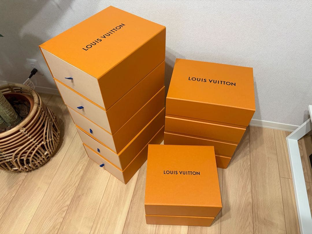 LOUIS VUITTON ルイヴィトン　空箱　11個