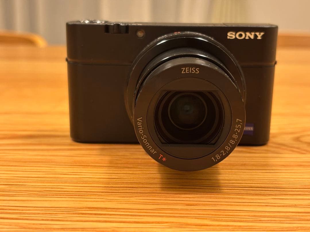 デジタルカメラ SONY RX100III(DSC-RX100M3)