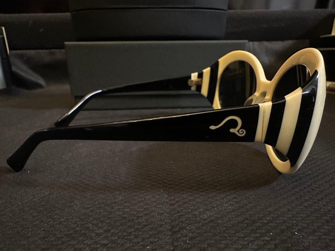 【vamprose】GURUGURU SUNGLASSES