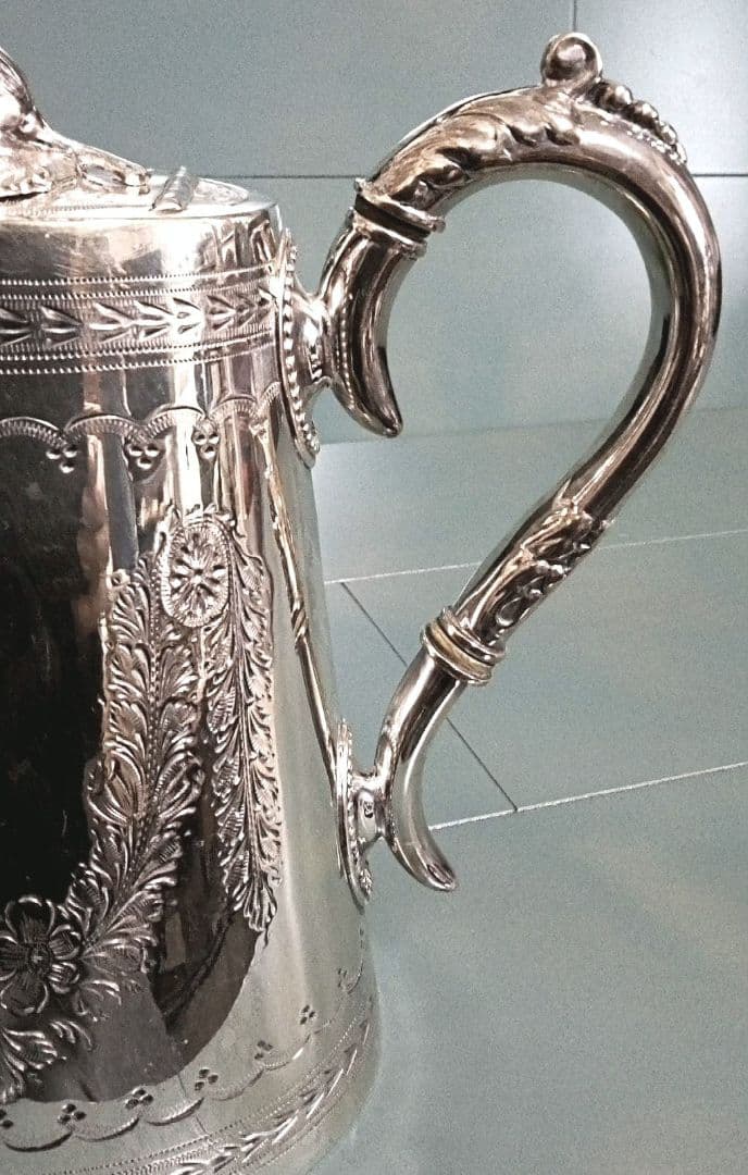 英国アンティーク　シルバーポット