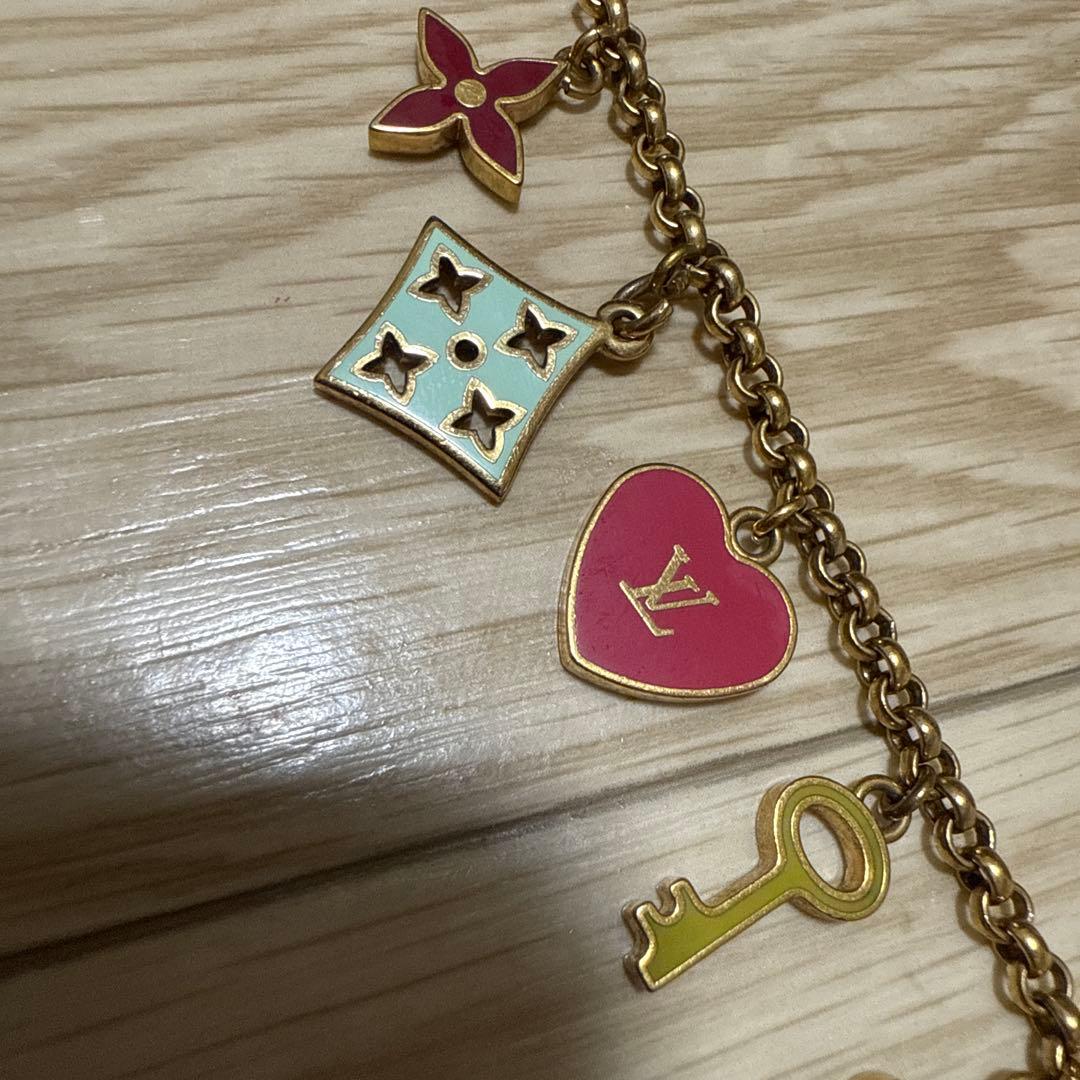 ルイヴィトン　LOUIS VUITTON バッグチャーム