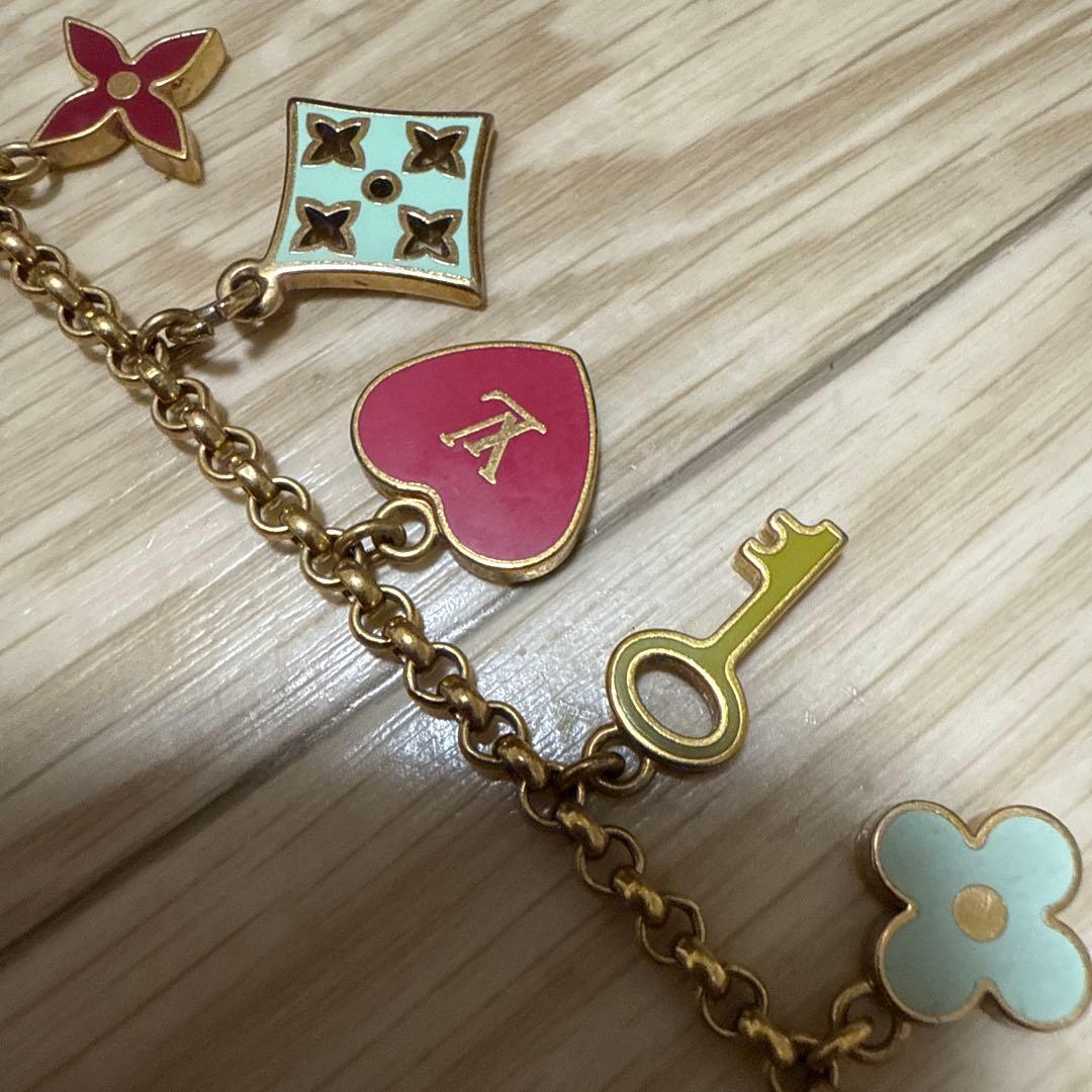 ルイヴィトン　LOUIS VUITTON バッグチャーム