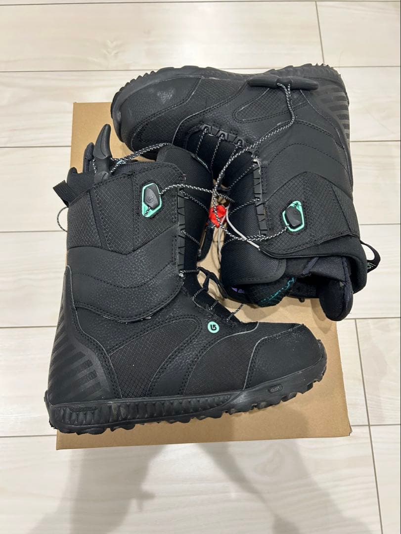 BURTON RITUAL WMS 7.5 ブラック