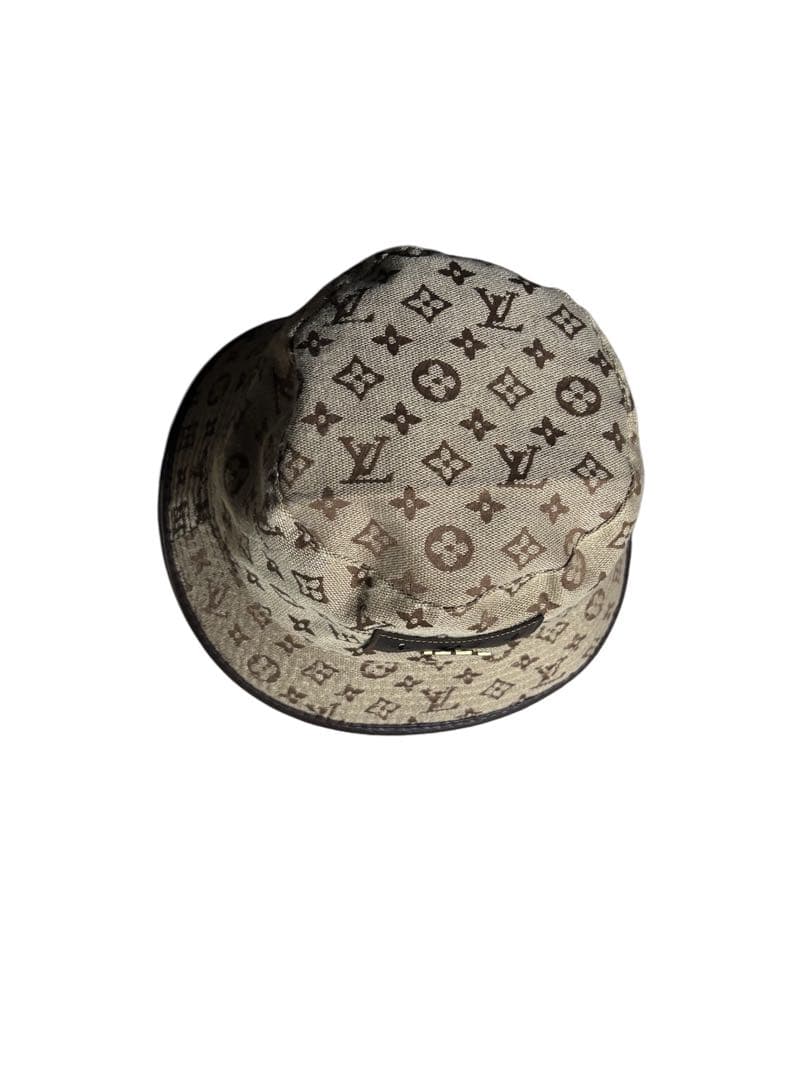 Louis Vuitton バケットハット ベージュ