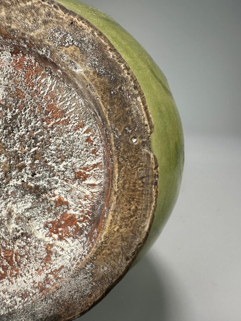 中国美術　明朝　明時代　龍泉窯　花卉文瓶　花瓶花器　花入　唐木台　時代共箱　唐物