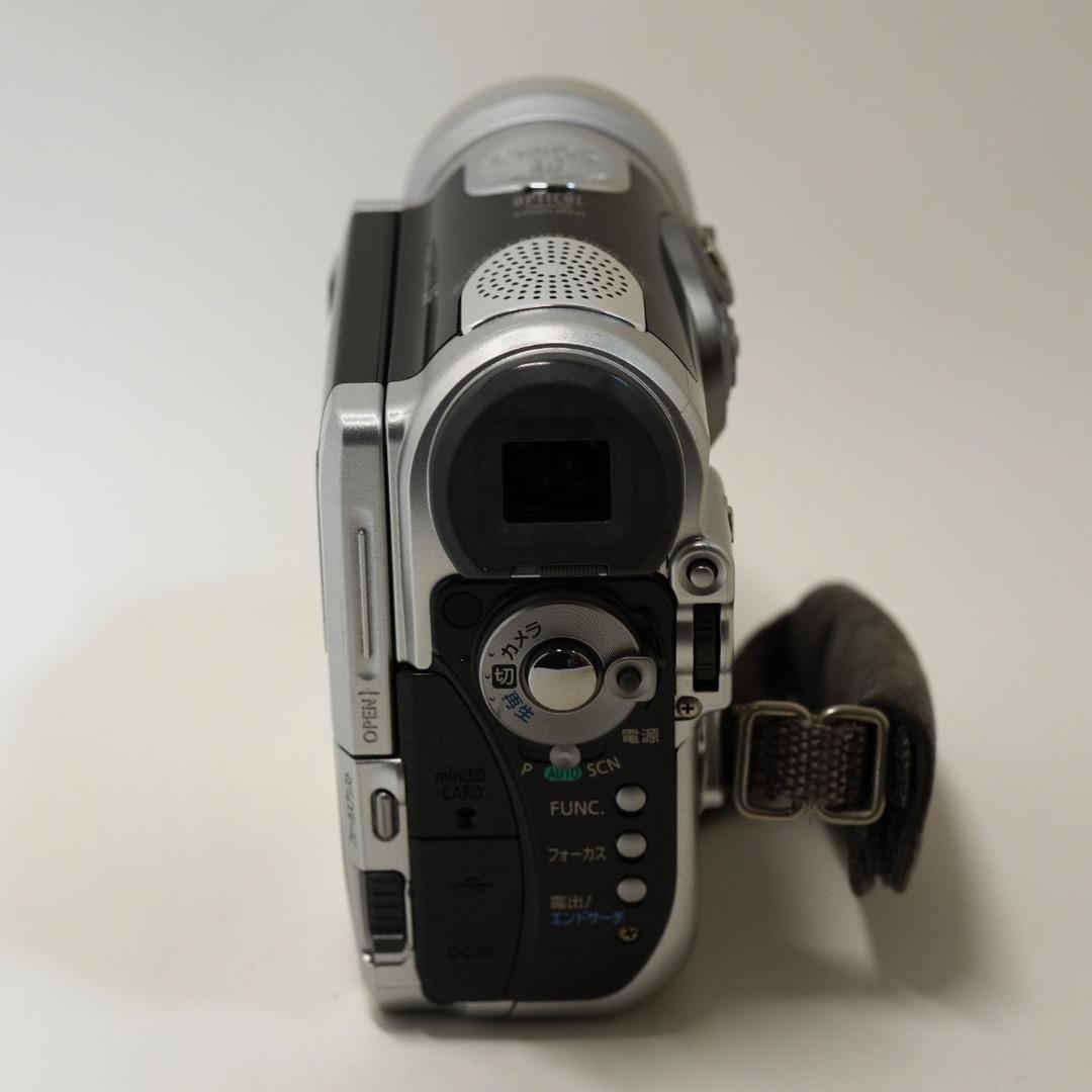 miniDVハイビジョンビデオカメラ iVIS HV10 + PC読込みケーブル