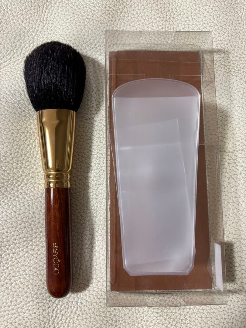 ウエダ美粧堂パウダーブラシ丸平　B-F-02