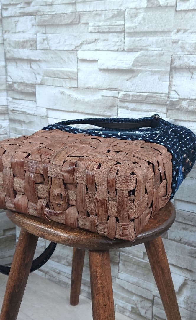 山葡萄下かごショルダー//斜め掛けbag